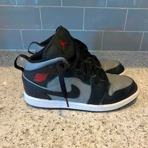 Jordan 1 Youth Sneakers